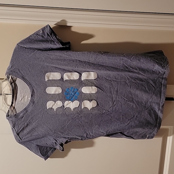 Nike Dri-Fit gray running T-shirt - Picture 1 of 4